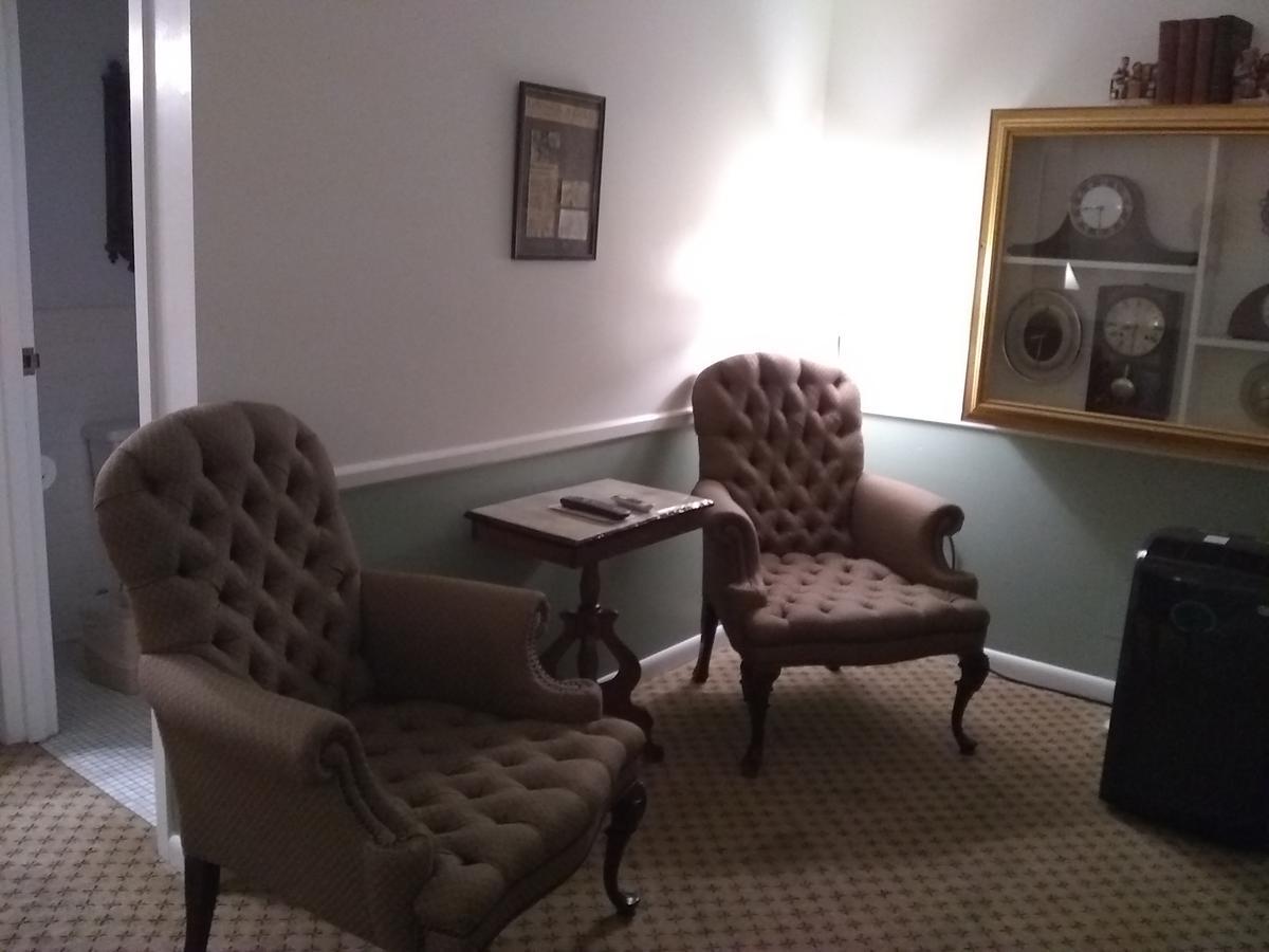 The Charles Inn Бангор Екстериор снимка