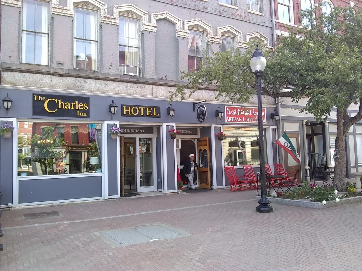 The Charles Inn Бангор Екстериор снимка